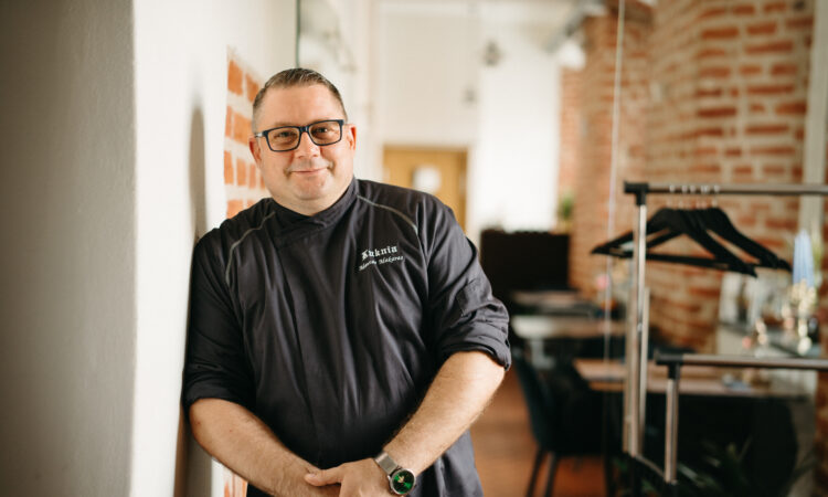 Nuo svogūnų iki meistrystės: Manto Makaro kelias …